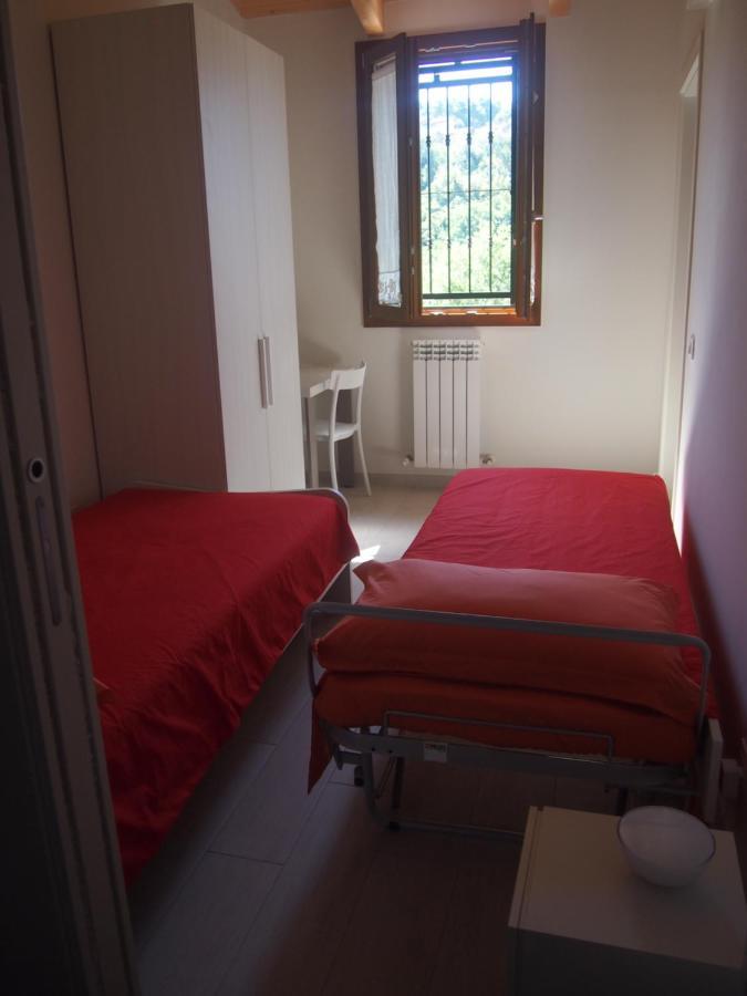 Agriturismo Ardizio 43 佩萨罗 外观 照片