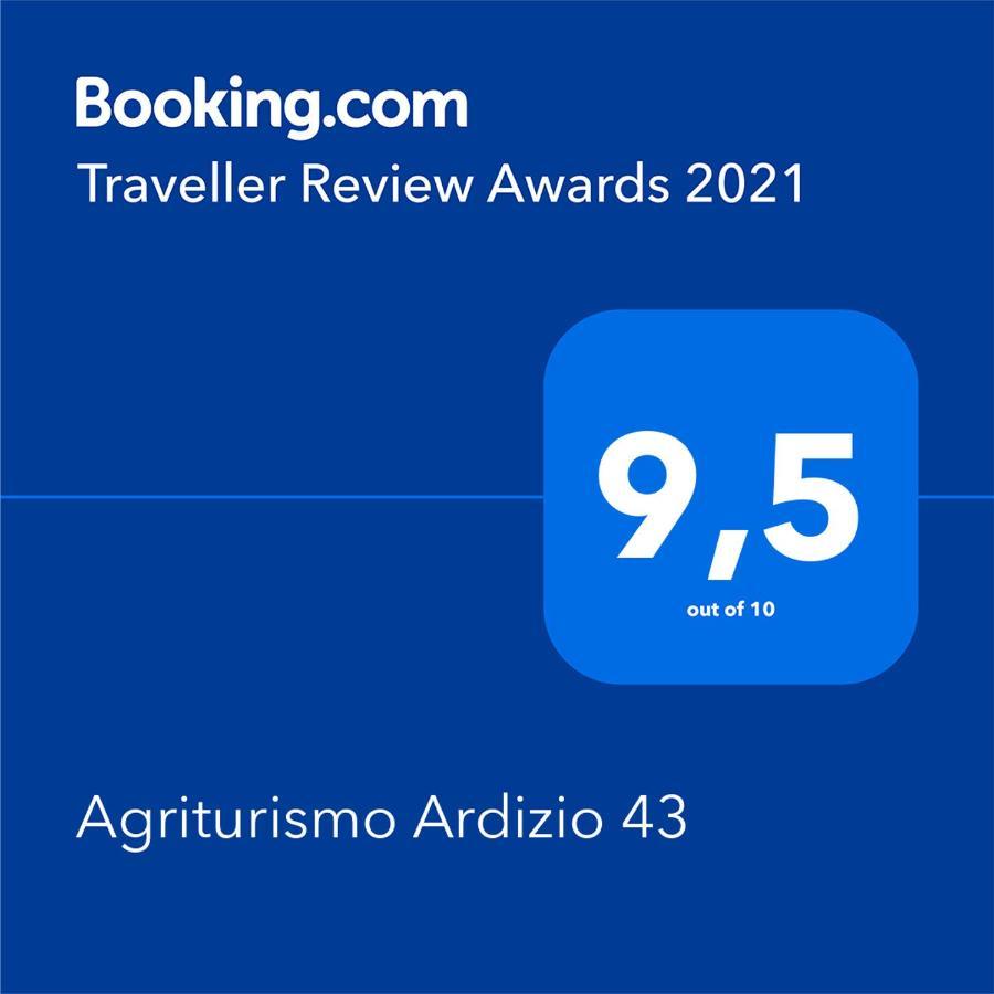 Agriturismo Ardizio 43 佩萨罗 外观 照片